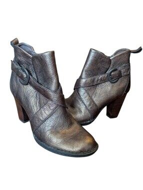 Born Leather Bronze Brown Ankle Boots Buckle Detail Stacked Heel Comfy Sz 6